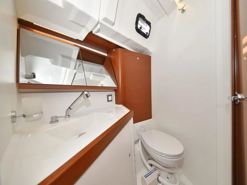 Oceanis 46.1 (Antonela M)  - 15