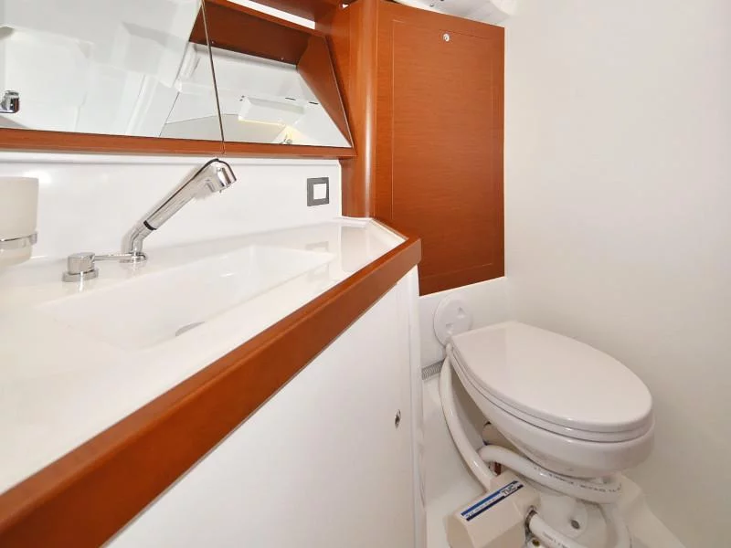 Oceanis 46.1 (Antonela M)  - 60