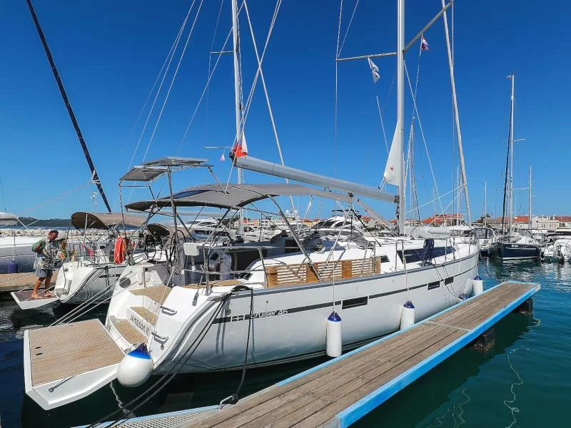 Bavaria Cruiser 46 (Jameson II)  - 32