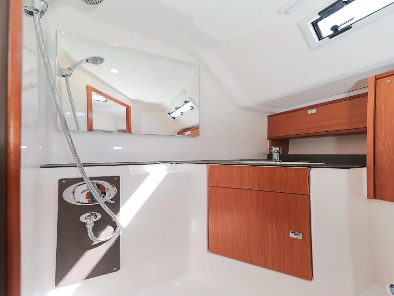 Bavaria Cruiser 46 (Jameson II)  - 41