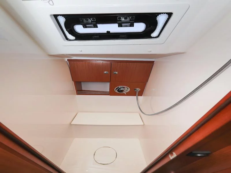 Bavaria Cruiser 46 (Jameson II)  - 24