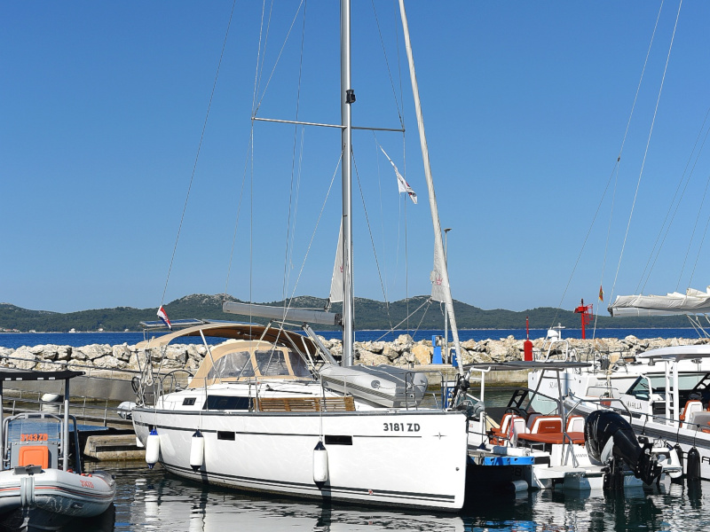 Photo #13 - Bavaria Cruiser 37 (Lupe) in Zadar - 6056