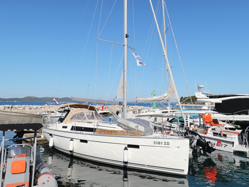 Photo #62 - Bavaria Cruiser 37 (Lupe) in Zadar - 6056