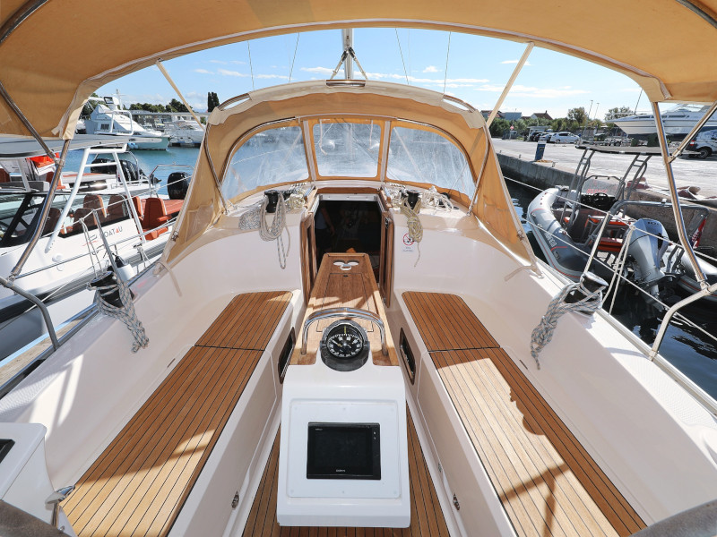 Photo #51 - Bavaria Cruiser 37 (Lupe) in Zadar - 6056