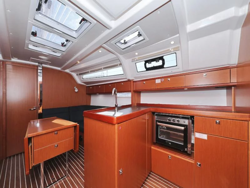 Bavaria Cruiser 37 (Lupe)  - 84