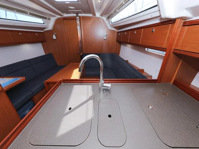 Bavaria Cruiser 37 (Lupe)  - 60