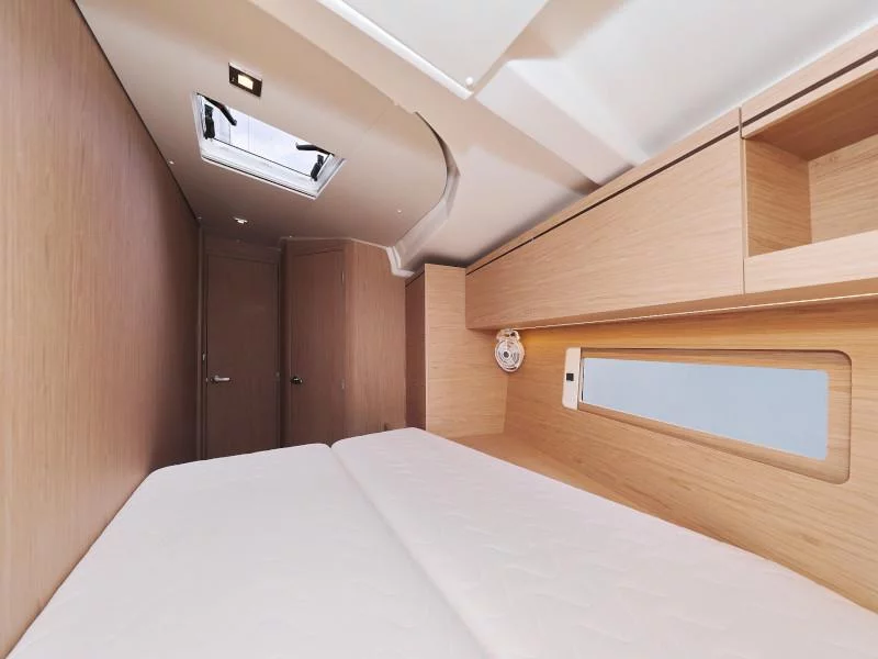 Oceanis 51.1 (ZEPHYR B)  - 32
