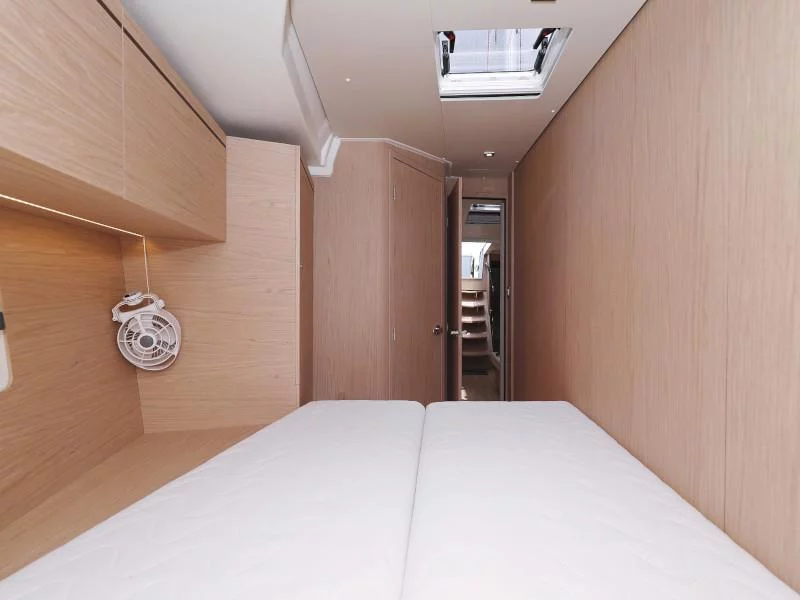Oceanis 51.1 (ZEPHYR B)  - 10