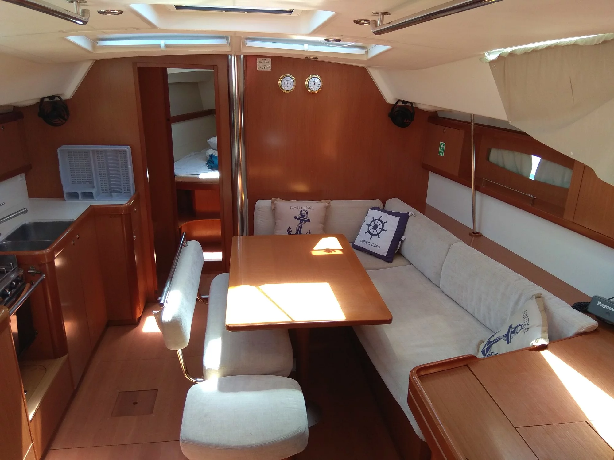 Oceanis 46 (Alpha) Interior image - 5