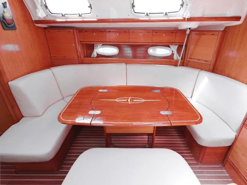 Bavaria 50 Cruiser (Fortunal)  - 100