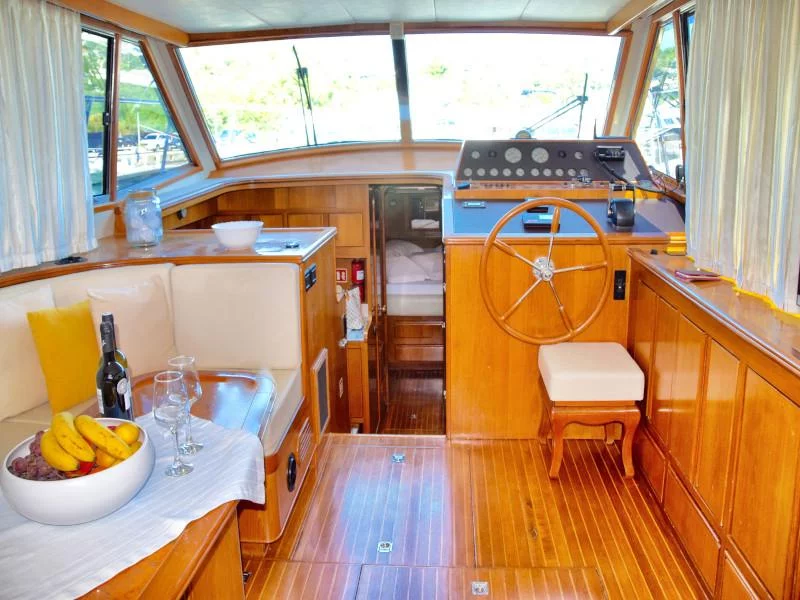 Yaretti 1570 Heck (Grazia) Interior image - 12