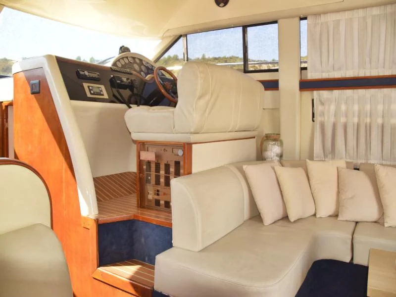 Fairline Phantom 40 (Julia)  - 5