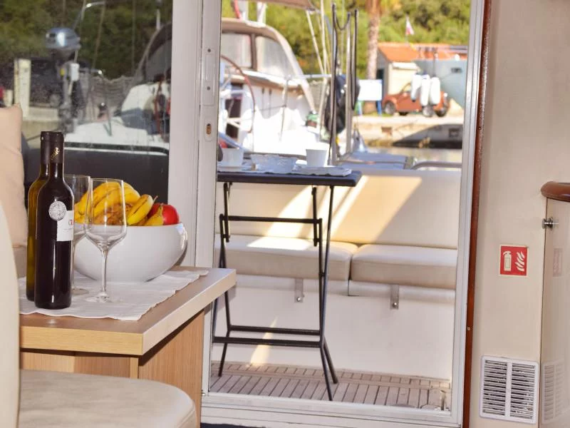 Fairline Phantom 40 (Julia)  - 2