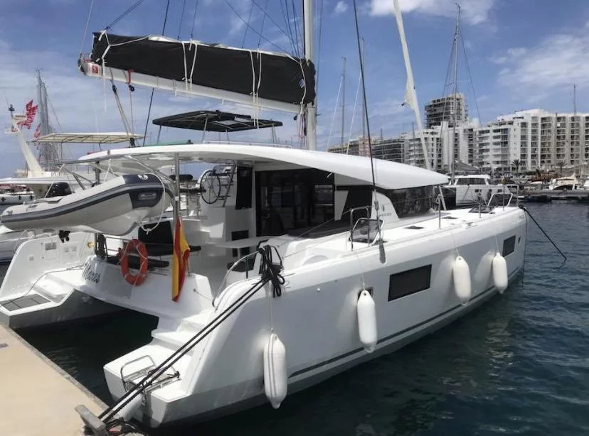 Lagoon 42 (Mares)  - 18