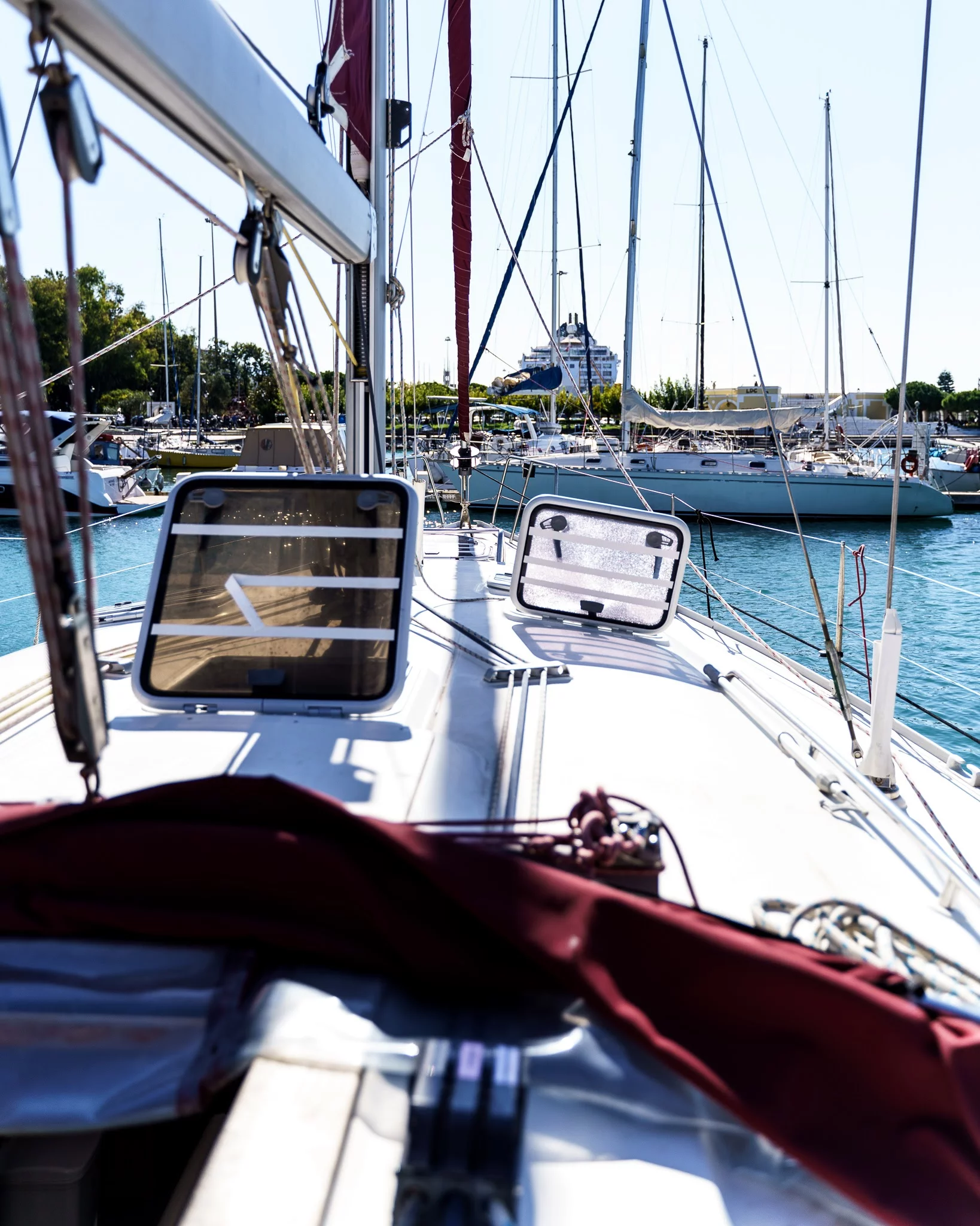Dufour 43 (Andromeda)  - 14