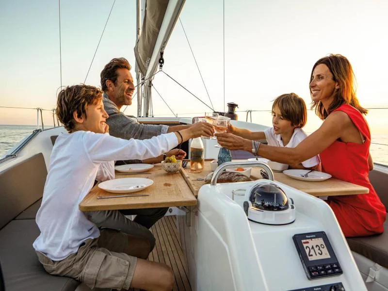 Sun Odyssey 410 (Locean)  - 6