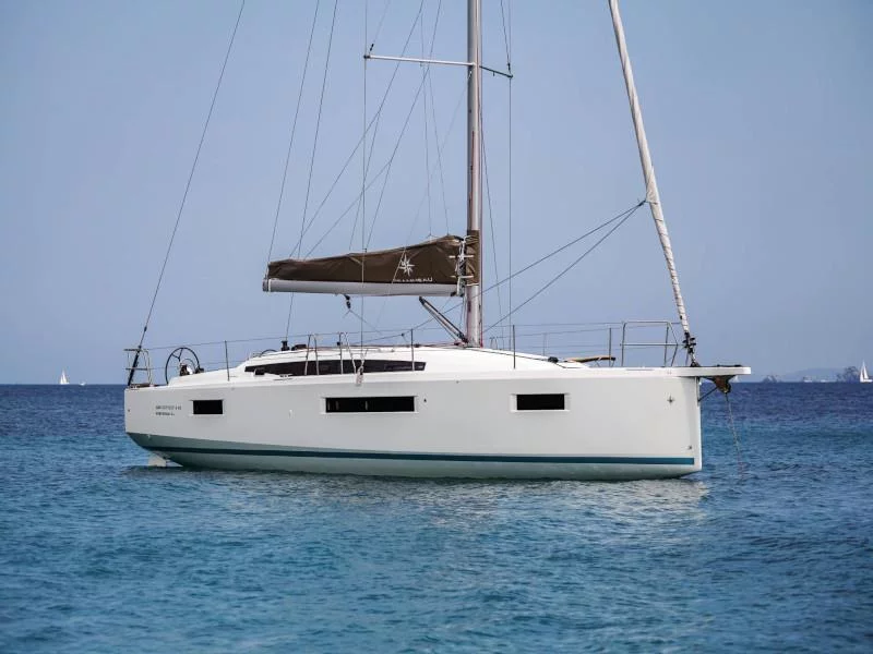Sun Odyssey 410 (Locean) Main image - 0