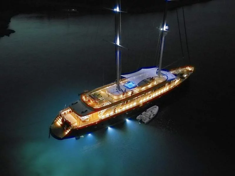 Luxury Sailing Yacht Dalmatino (Dalmatino)  - 37
