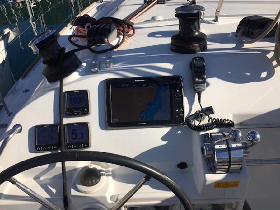 Lagoon 400 S2 — photo 15