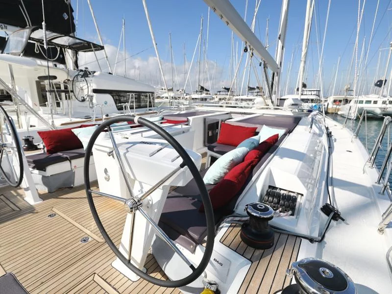 Oceanis 51.1 (GREY GOOSE)  - 13