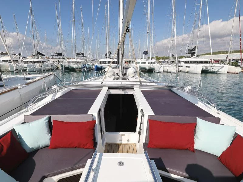 Oceanis 51.1 (GREY GOOSE)  - 85