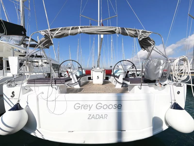 Oceanis 51.1 (GREY GOOSE)  - 22