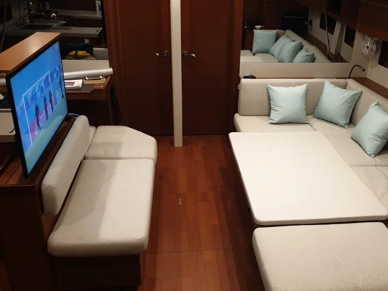 Oceanis 51.1 (GREY GOOSE)  - 88