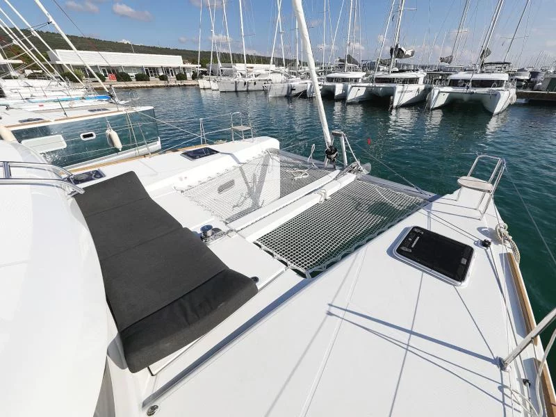 Lagoon 40 (2) (NINA II)  - 5