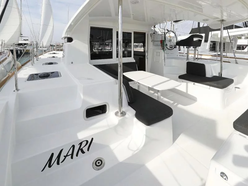 Lagoon 40 (MARI)  - 31