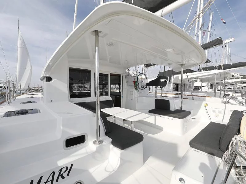 Lagoon 40 (MARI)  - 33
