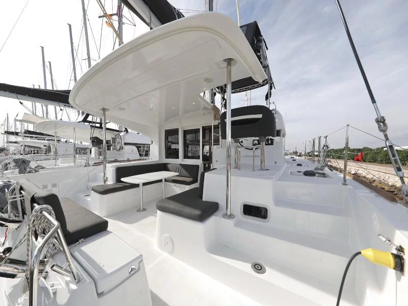 Lagoon 40 (BLUE ANGEL)  - 19