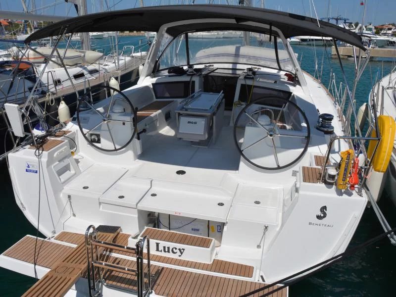 Oceanis 48 (Lucy)  - 4