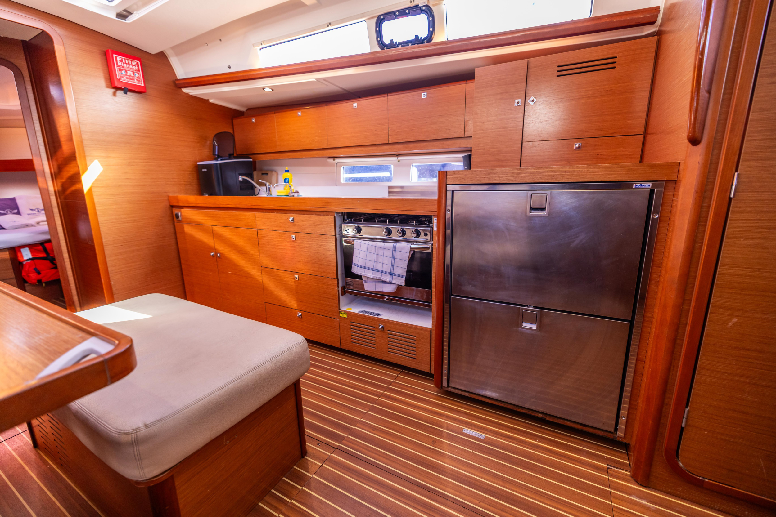 Dufour 460 Grand Large — photo 18