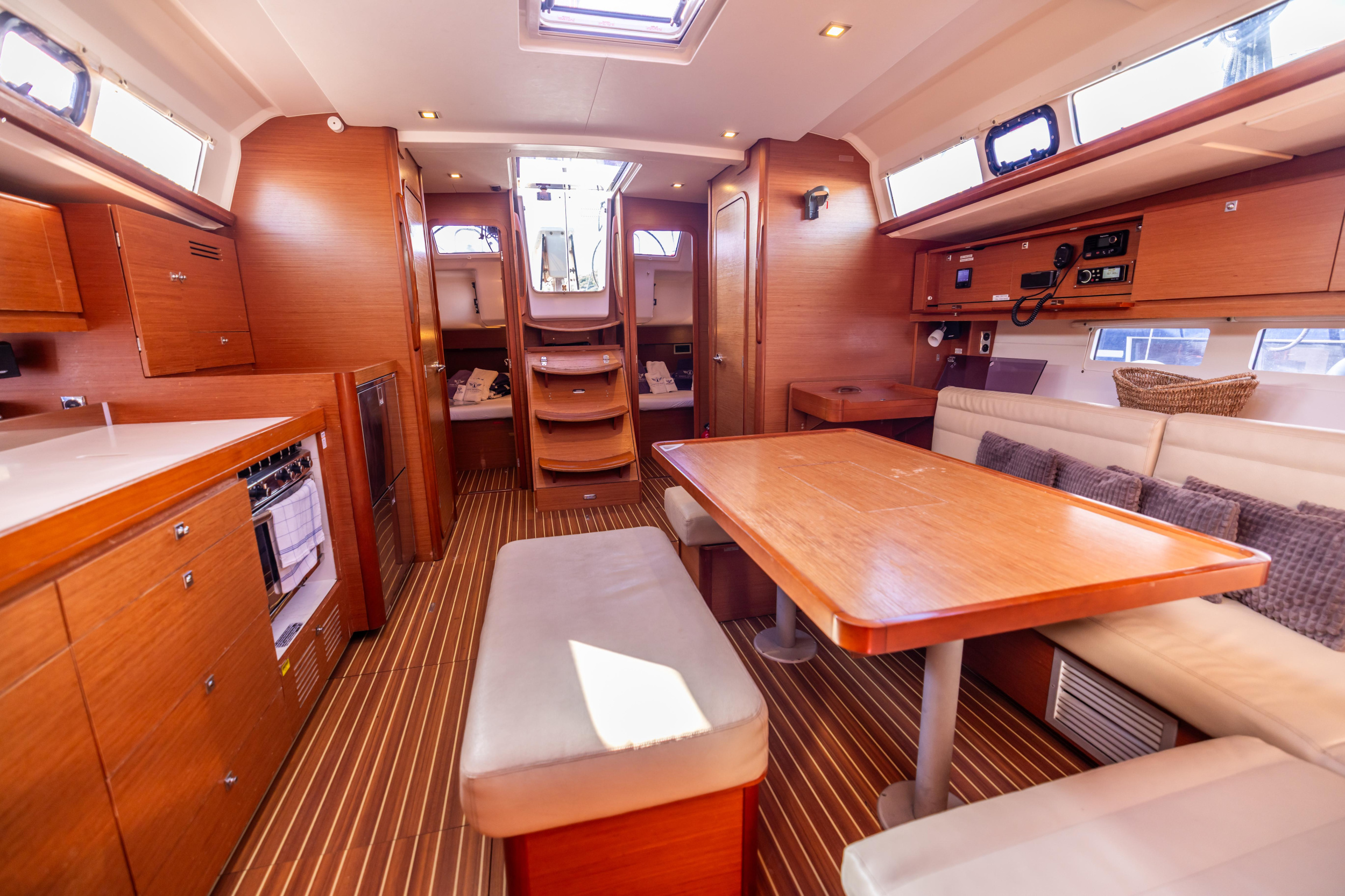 Dufour 460 Grand Large — photo 13