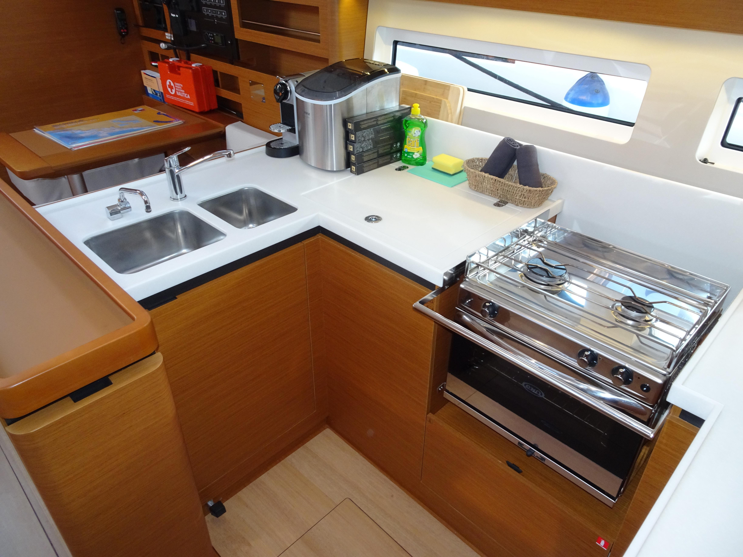 Sun Odyssey 490 — photo 17