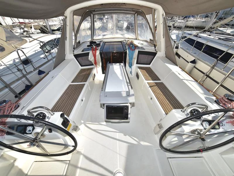 Oceanis 41 (Hope)  - 64