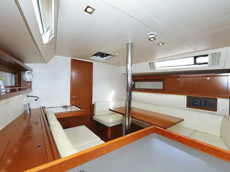 Oceanis 41 (Hope) Interior image - 12