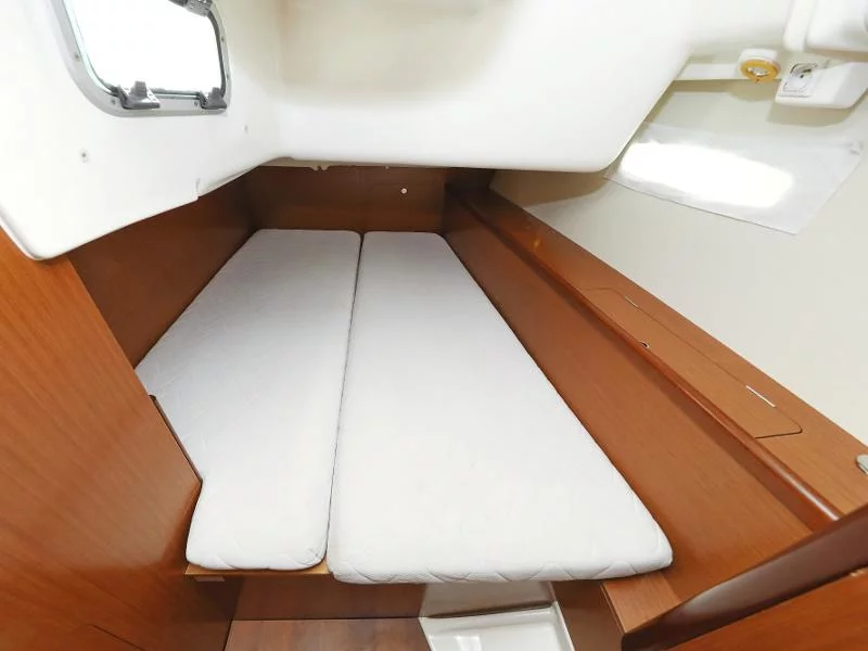OCEANIS 40 (3 CAB) (VALMAROSE)  - 349