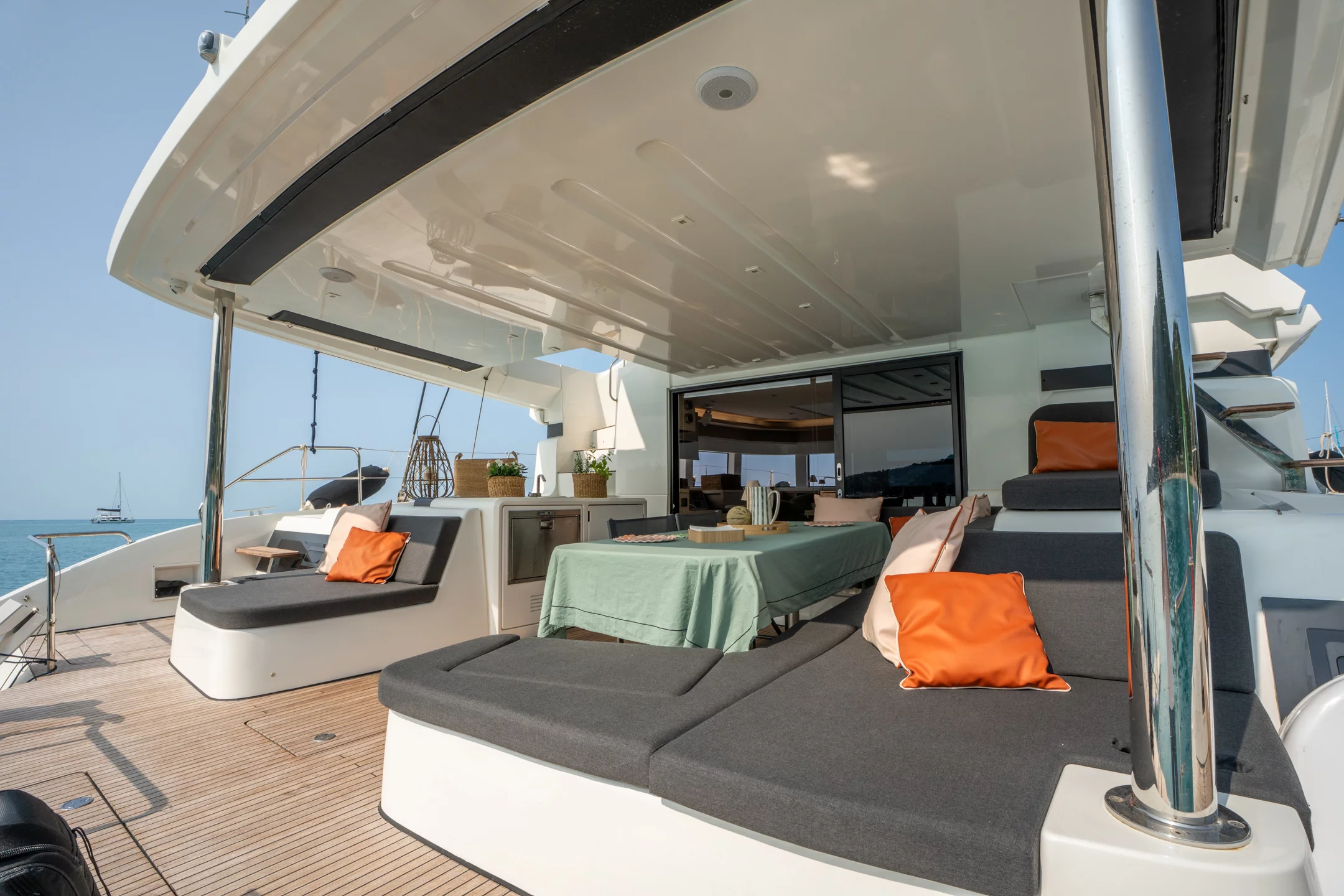 Lagoon 55 (SAILUXE - Vega) Cockpit - 6