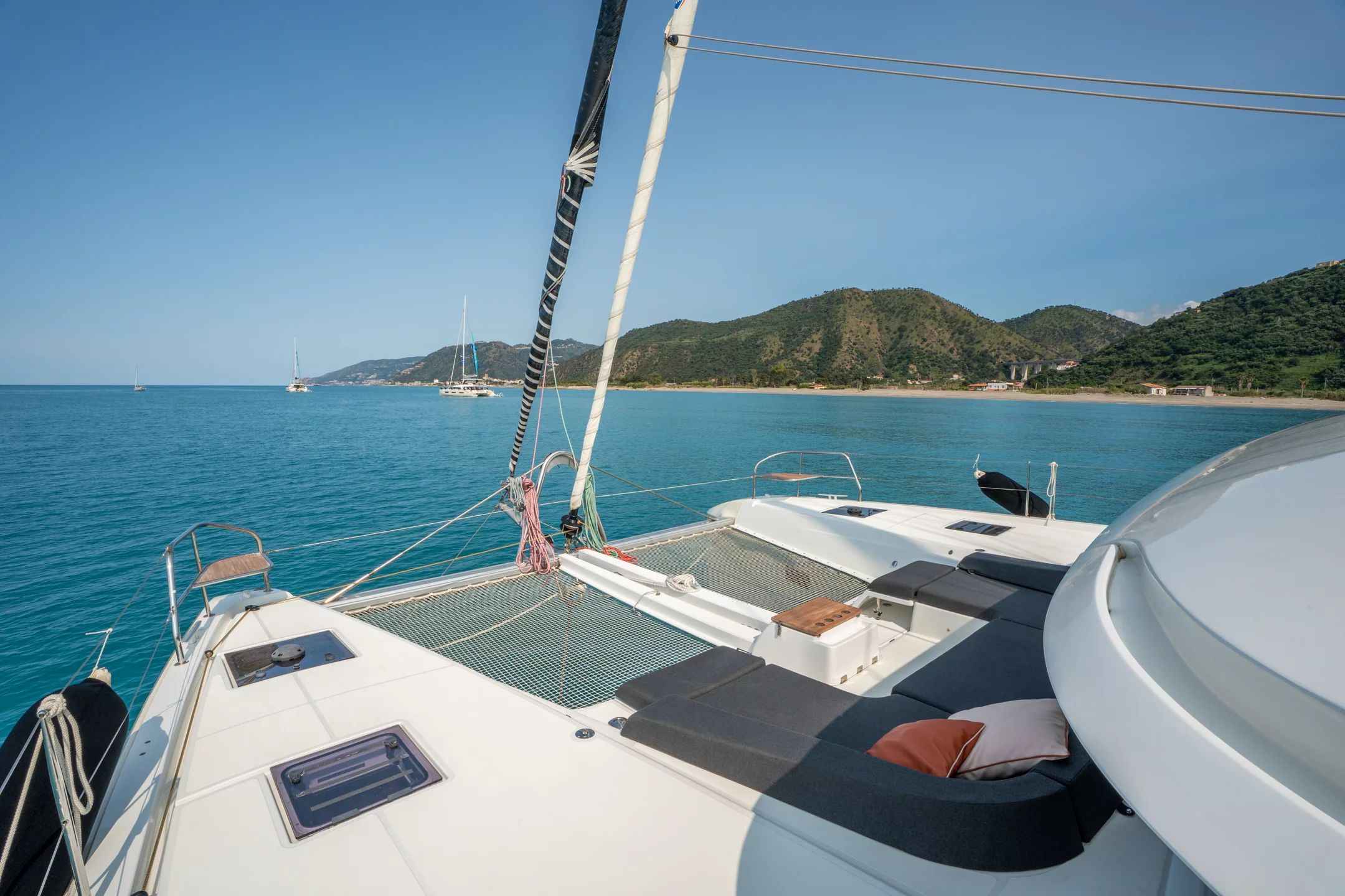 Lagoon 55 (SAILUXE - Vega) Bow - 24