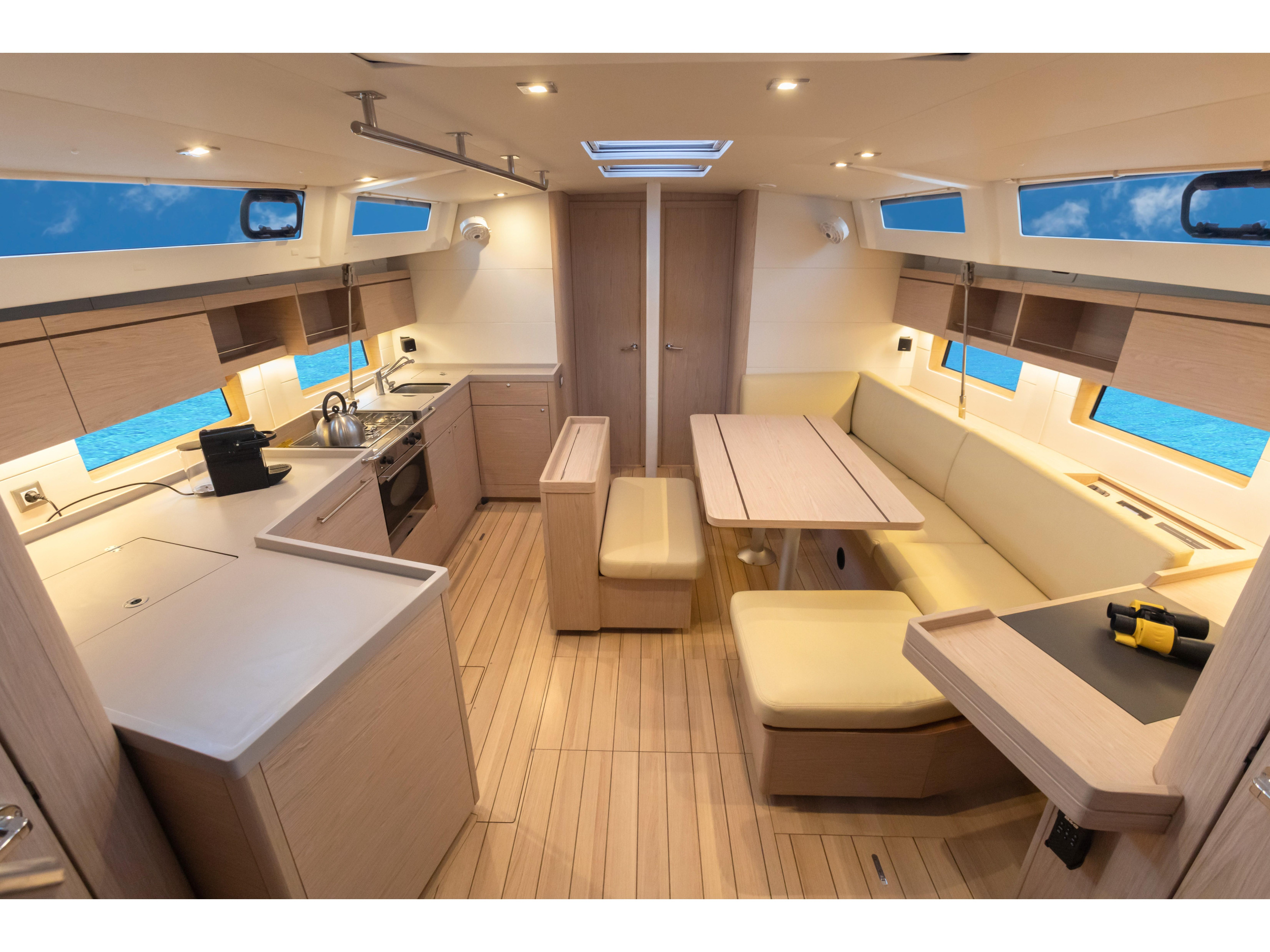Photo #18 - Oceanis 46.1 (Daphne - Standard line) in Capo d'Orlando - 24547