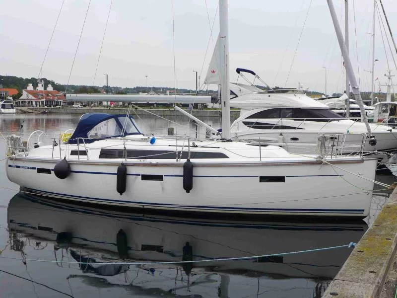 Bavaria Cruiser 37 (Blue Passion) Main image - 0
