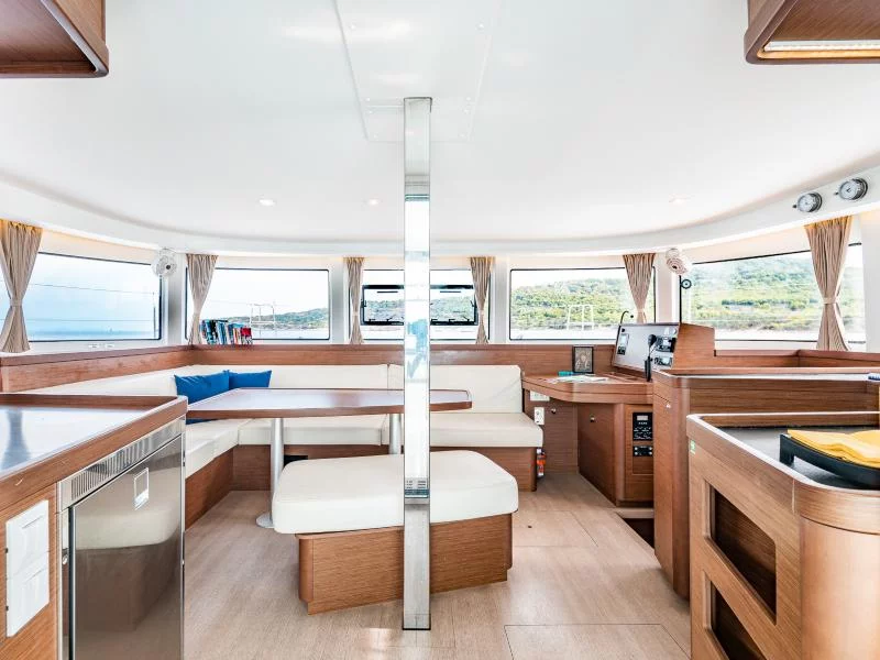 Lagoon 42 (Beauty L -GEN--SOLAR-ELEC.WC) Interior image - 10