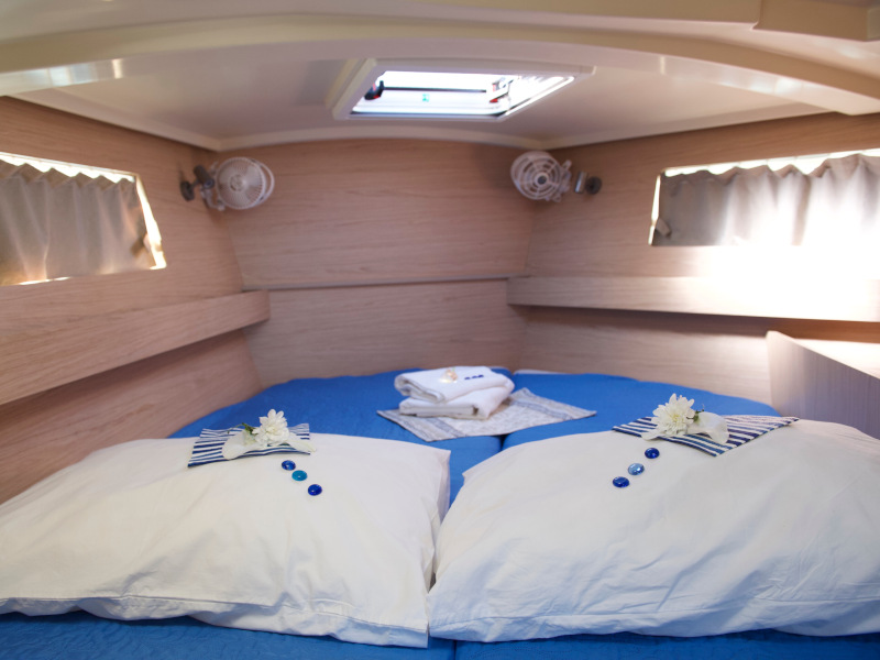 Photo #14 - Oceanis 41.1 (Felice) in Athen - 5984