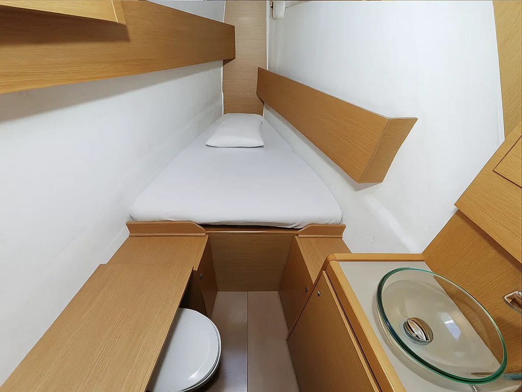 Dufour 48 Catamaran — photo 6