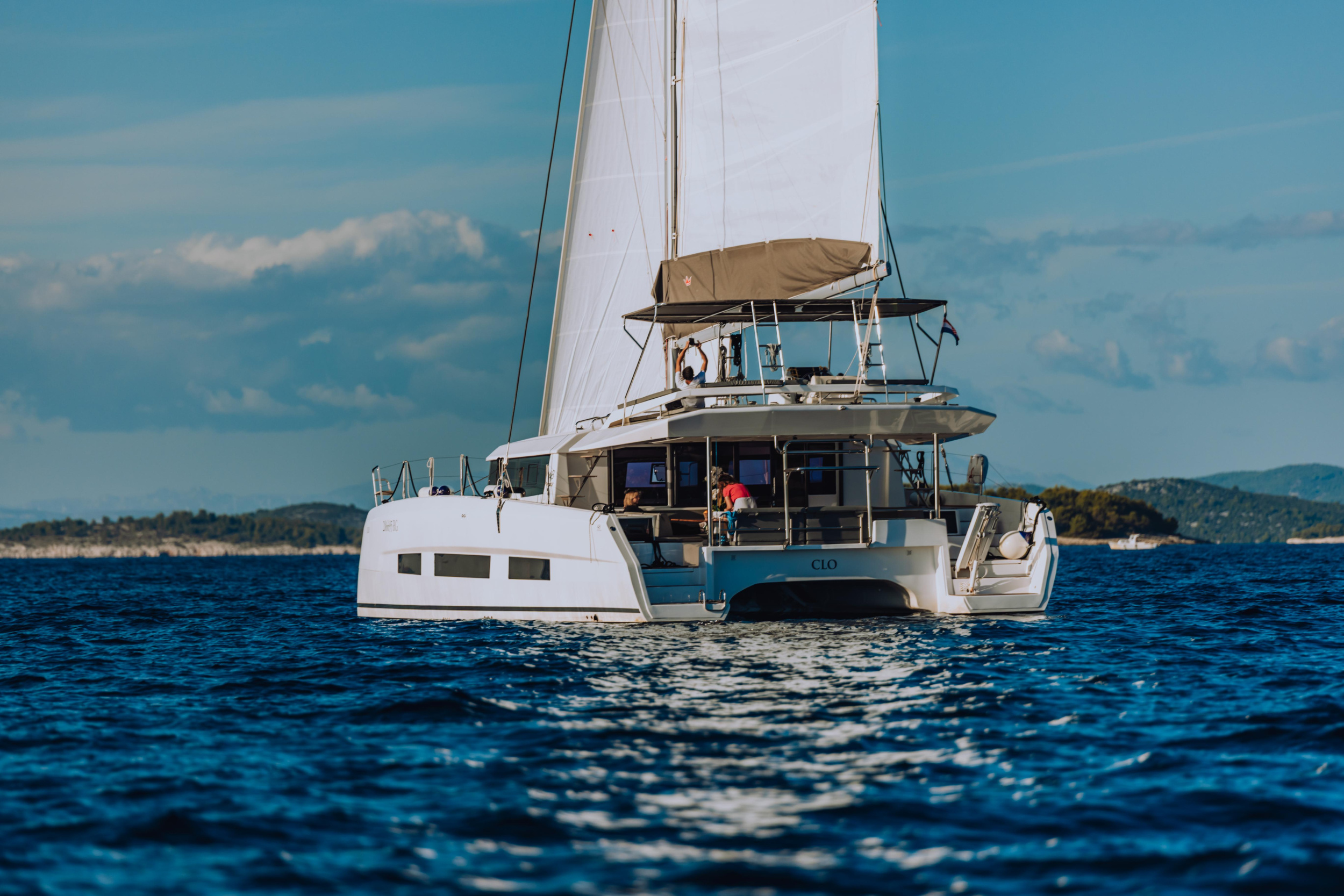 Dufour 48 Catamaran — photo 20