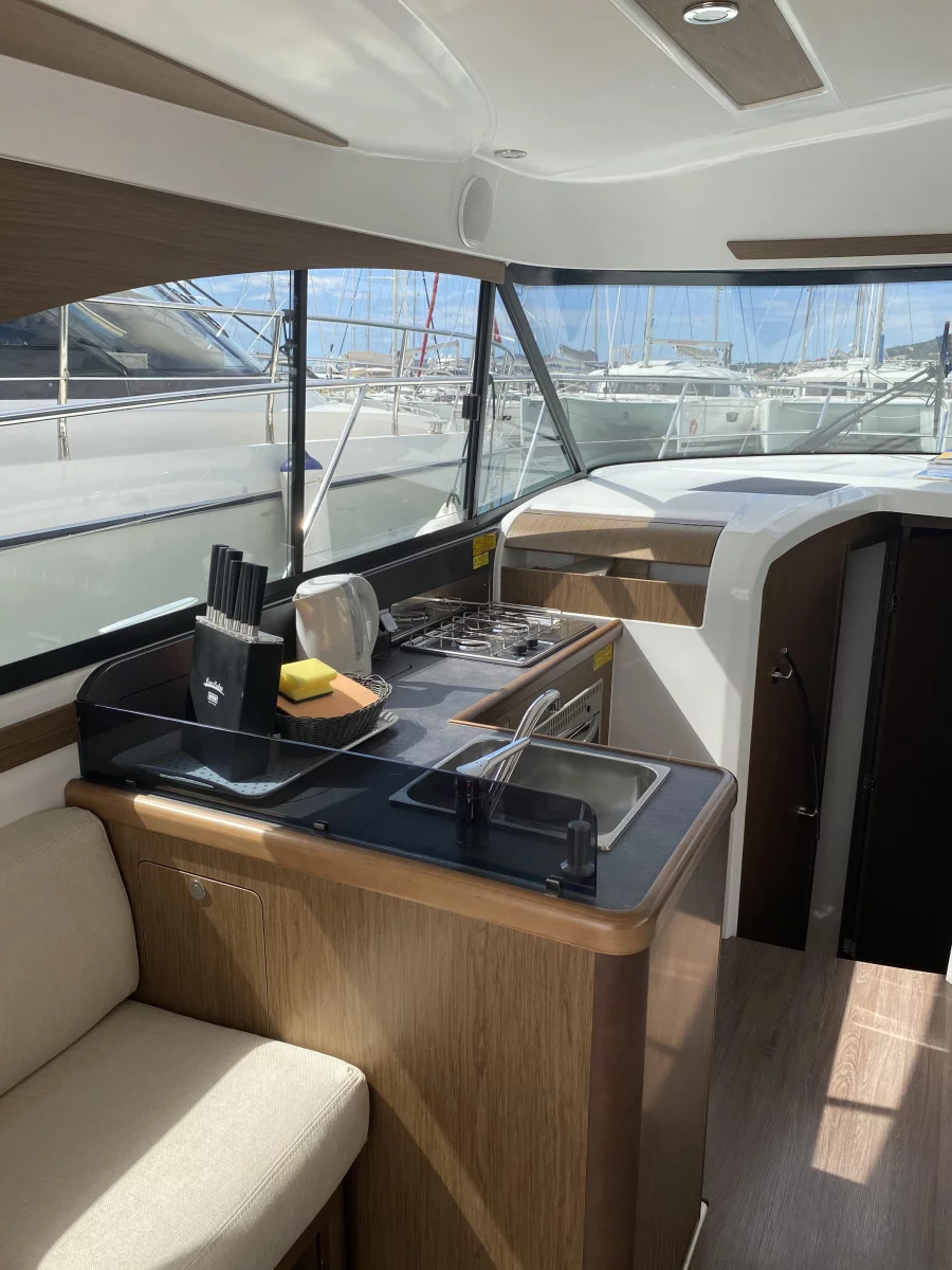 Beneteau Antares 36 (SOLAVIS)  - 12