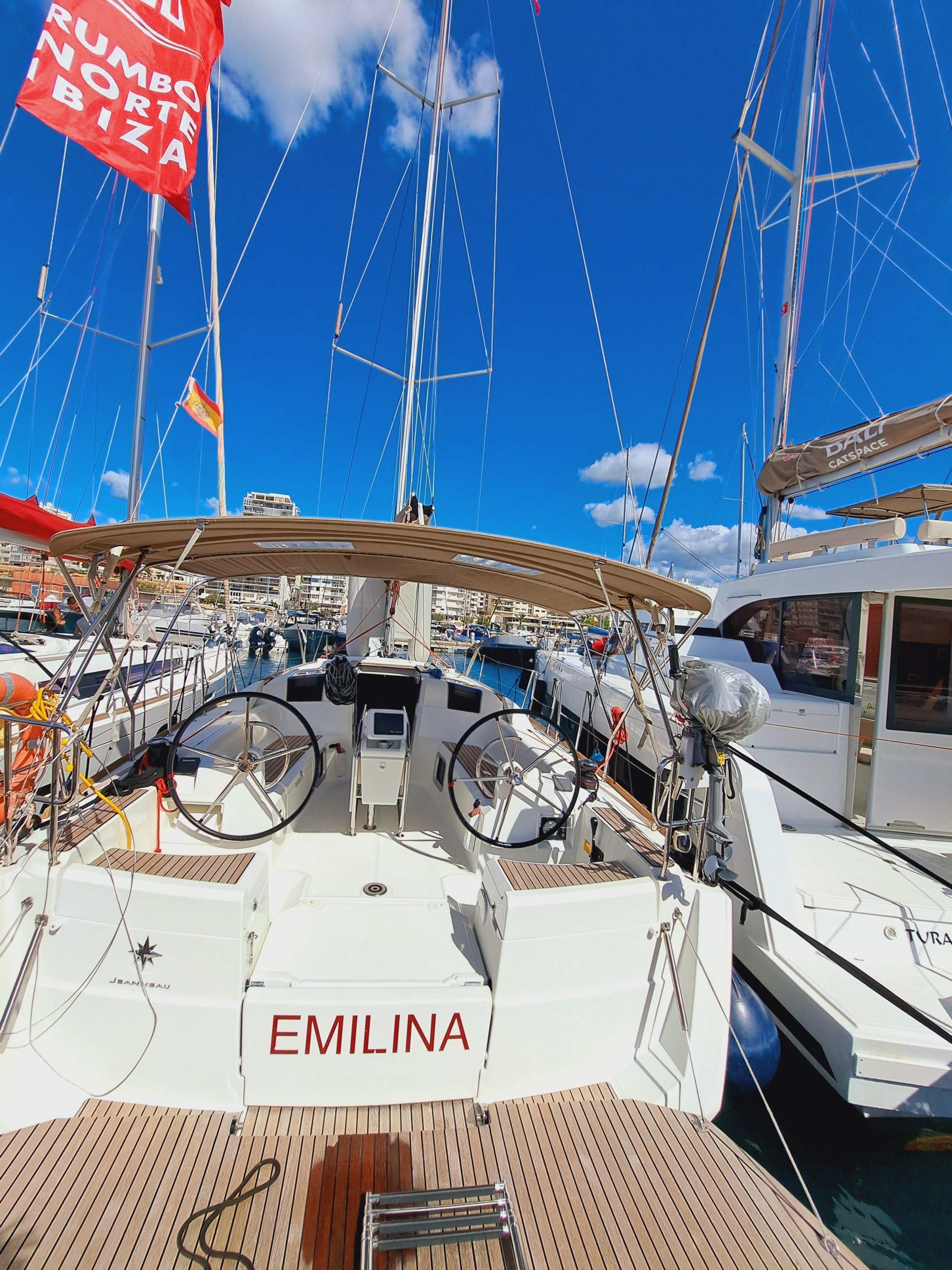 Photo #11 - JEANNEAU SO 389 (EMILINA) in Sant Antoni de Portmany - 8467
