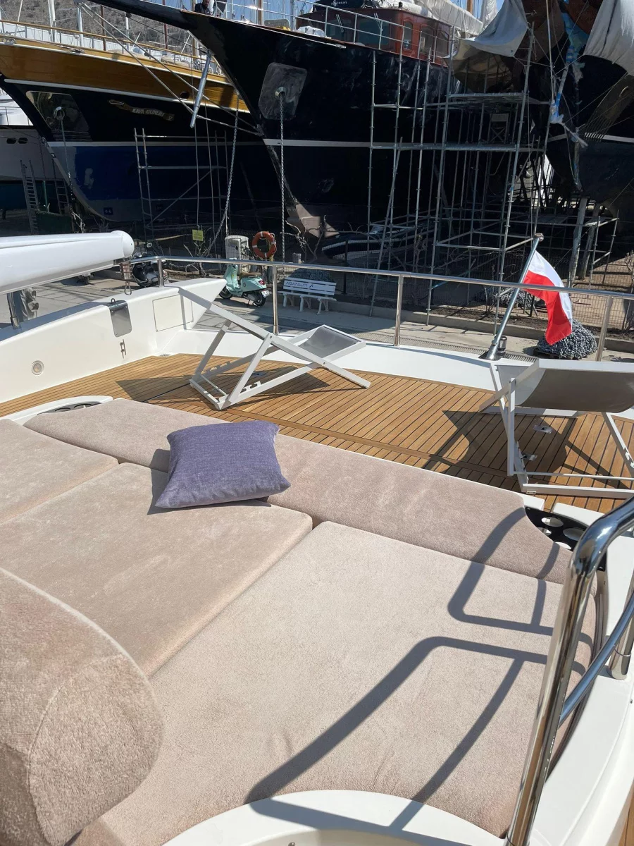 Azimut 80 (Alibi)  - 31