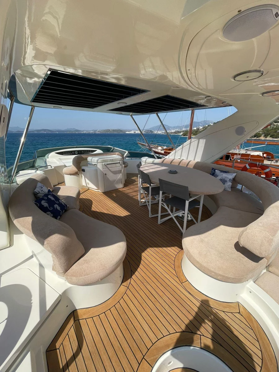 Azimut 80 (Alibi)  - 12